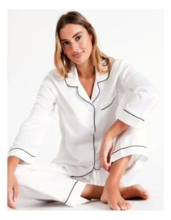 Chloe & Lola Long Sleeve Satin Pyjamas Set In Ivory