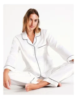 Chloe & Lola Long Sleeve Satin Pyjamas Set In Ivory -Chloe Sales Store 743958370 743957200 3 3 720x928