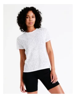 Chloe & Lola Madison Burnout Tee In White -Chloe Sales Store 937001890 937001980 6 720x928