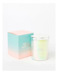 Chloe & Lola Wild & Free Island Flower Candle