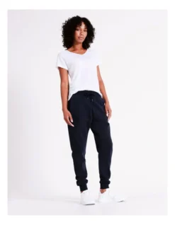 Chloe & Lola Trackpants In Navy -Chloe Sales Store 967255660 968303260 7 720x928